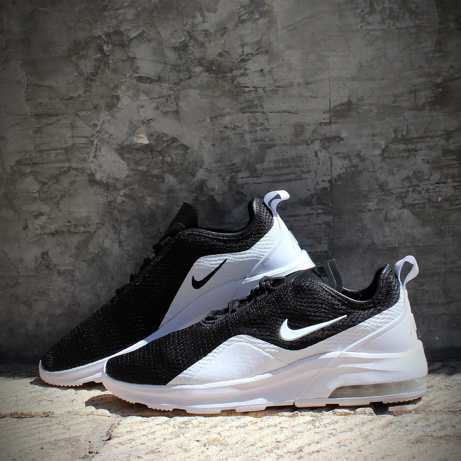 Air Max Motion 2