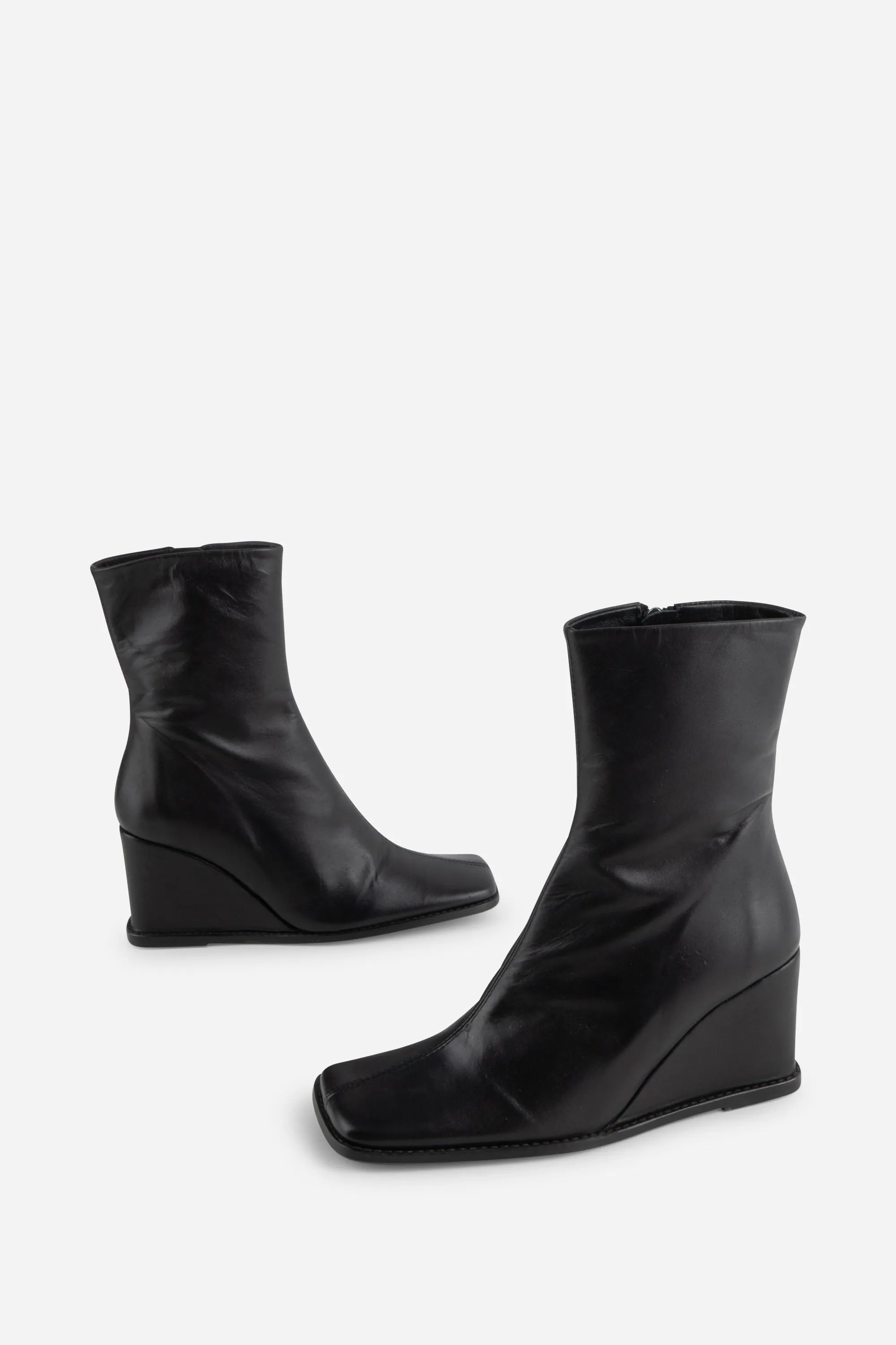 COMPANY WEDGE BOOT