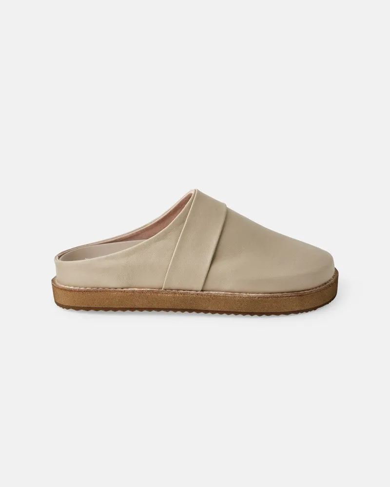 Palmer Leather Mule - Beige