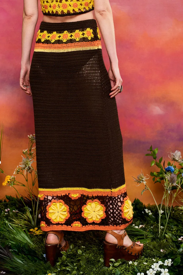 Optimized title: Vibrant Daisy Crochet Skirt for Sunny Sundays